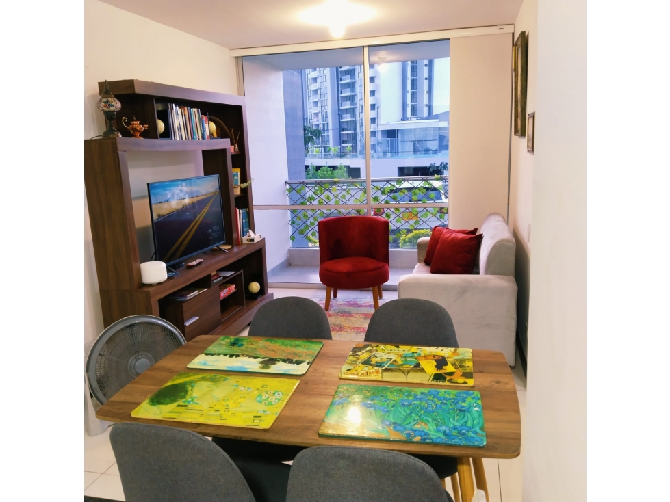 SE ALQUILA APARTAMENTO AMOBLADO EN CONJUNTO CERRITOS