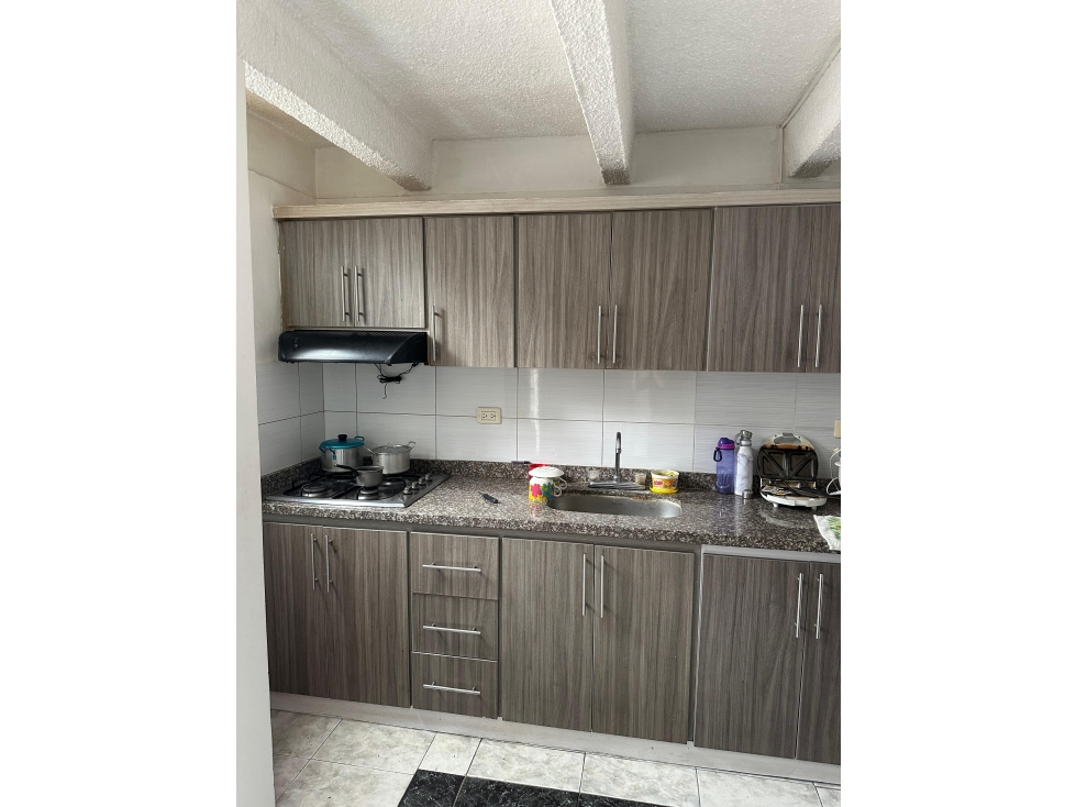 SE VENDE CASA 2 PISOS EN CORALES — foto 5