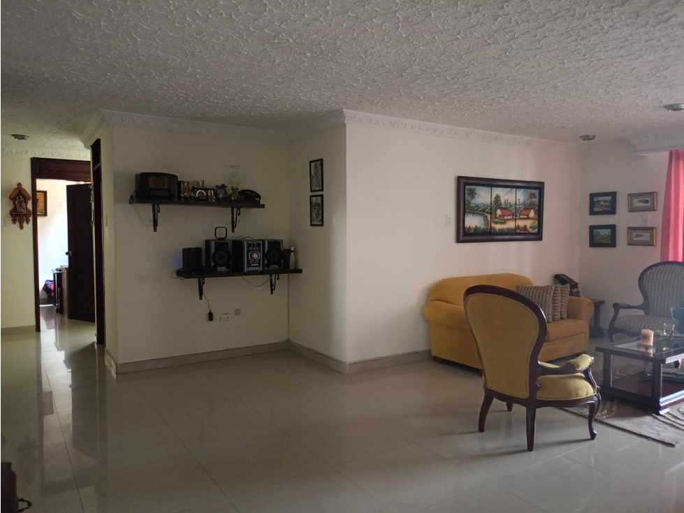 Se vende Apartamento con 3 Rentas en Av. 30 de Agosto Pereira — foto 4