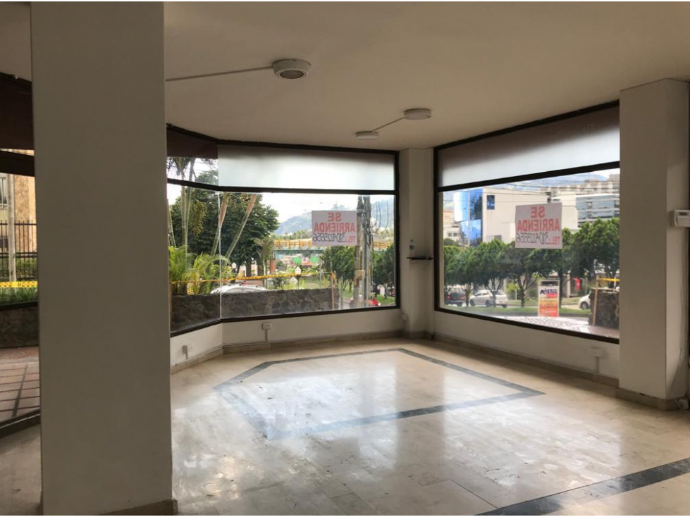 Se vende Local en Pinares — foto 4