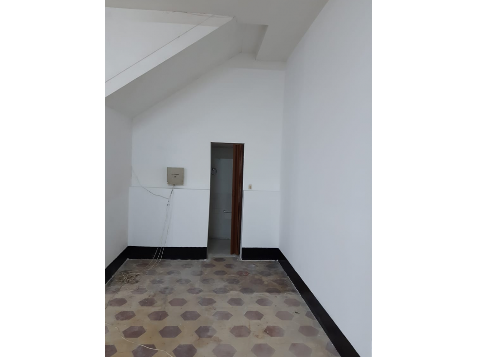 SE VENDE BODEGA EN EL CENTRO DE PEREIRA - 5