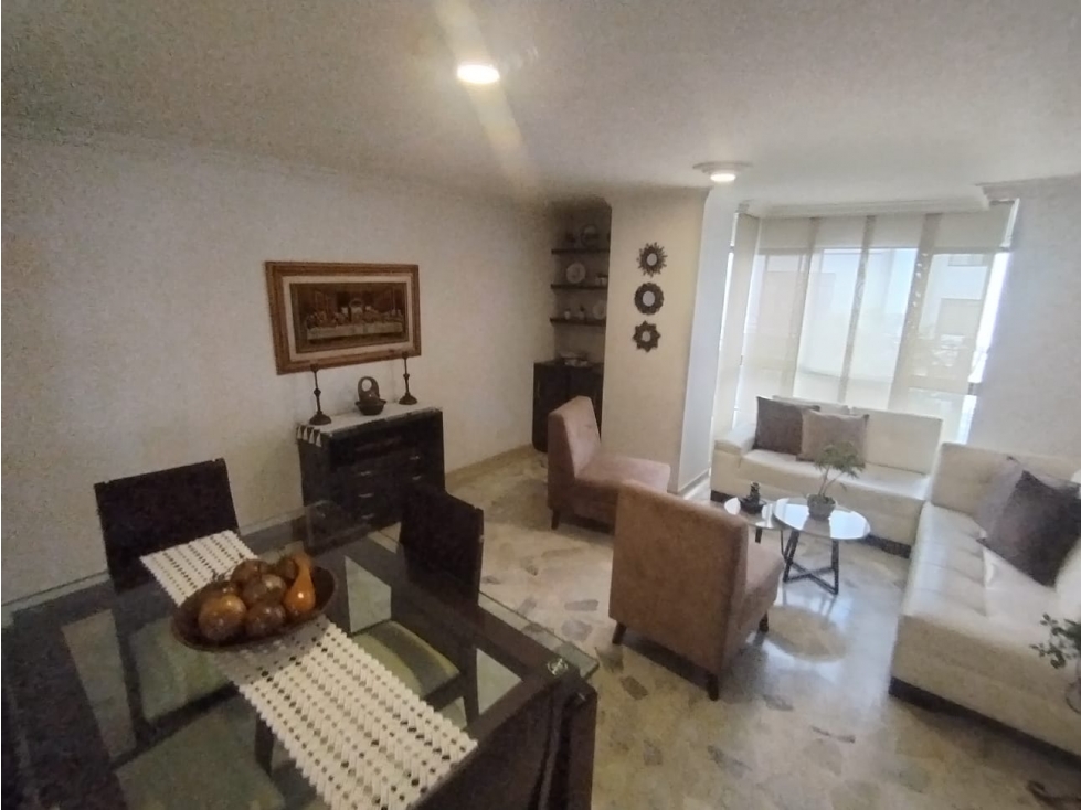 SE ARRIENDA APARTAMENTO PISO 3 EN LA 30 DE AGOSTO — foto 3