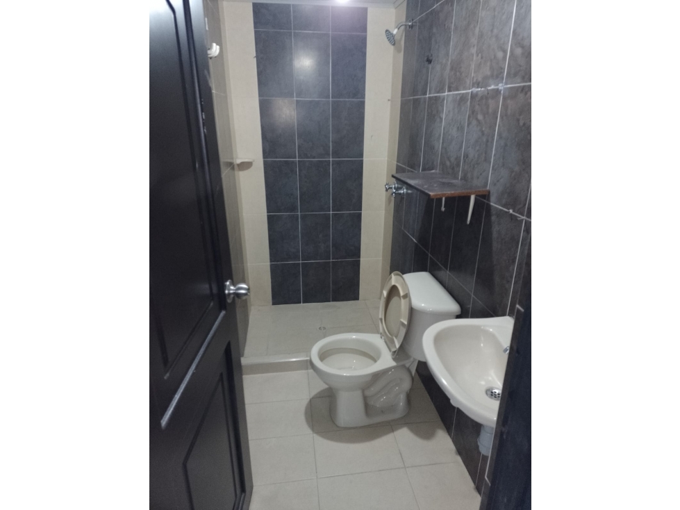 SE VENDE CASA CON VIVIENDAS INDEPENDIENTES CUBA — foto 4
