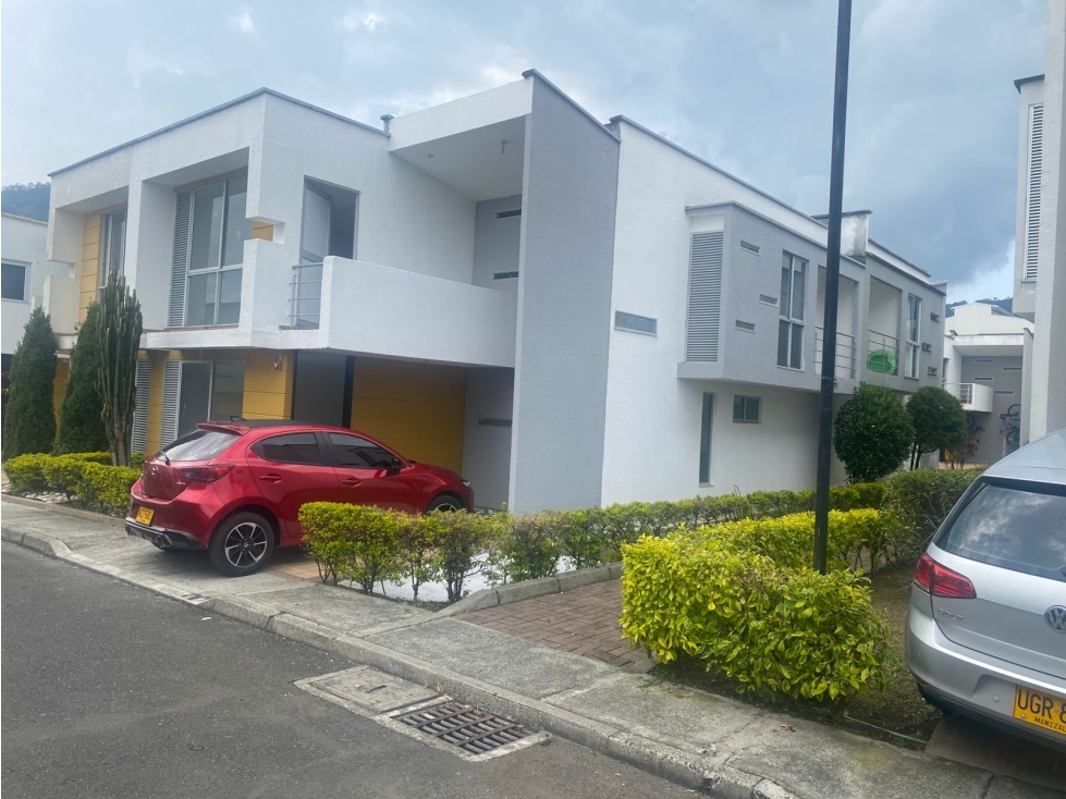 SE VENDE CASA EN MIRADOR DEL COLIBRI DOSQUEBRADAS — foto 4