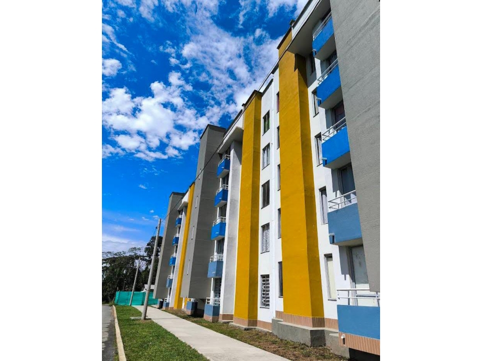 SE VENDE APARTAMENTO PRIMER PISO DOSQUEBRADAS