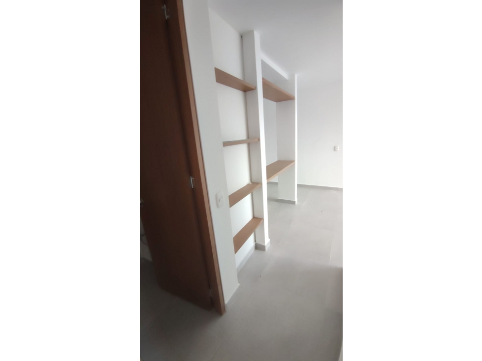 SE VENDE APARTAMENTO PISO 12 EN DOSQUEBRADAS — foto 4