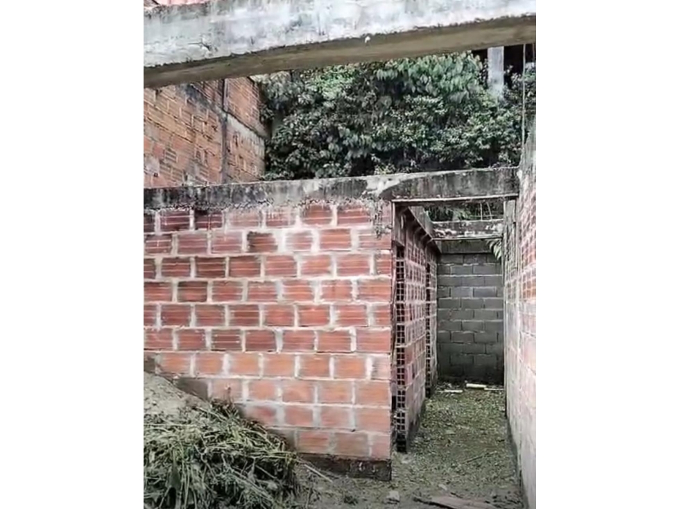 SE VENDE LOTE EN CONSTRUCCION EN EL CORREGIMIENTO DE ARABIA — foto 5