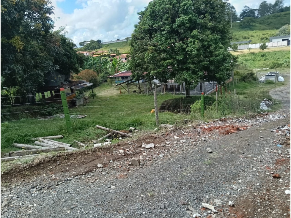 Se vende espectacular lote por el Crucero de Comba — foto 5