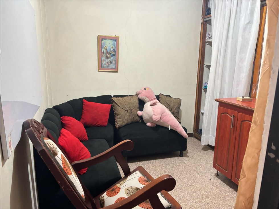 SE VENDE CASA CON EXCELENTE UBICACIÓN EN GUADALUPE — foto 5