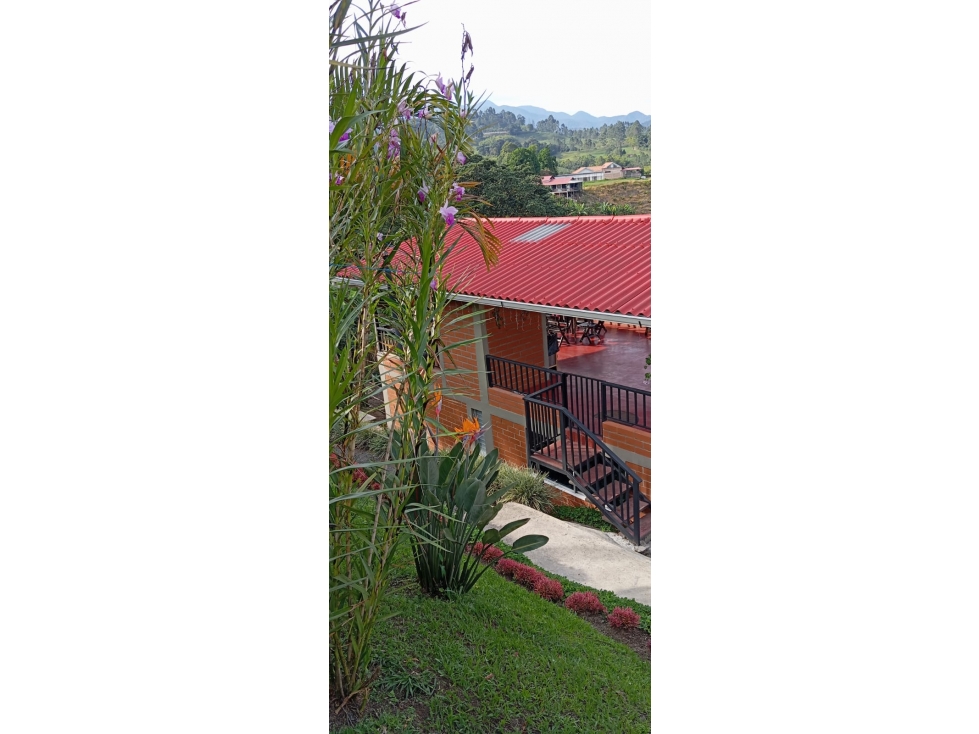 SE VENDE ESPECTACULAR CASA CAMPESTRE CERCA A SANTA ROSA — foto 4