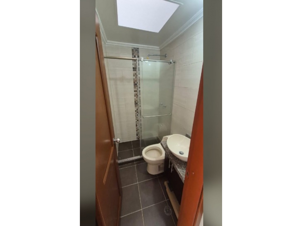 ¡SE VENDE HERMOSA CASA DUPLEX EN CONJUNTO CERRADO- ARMENIA! — foto 5