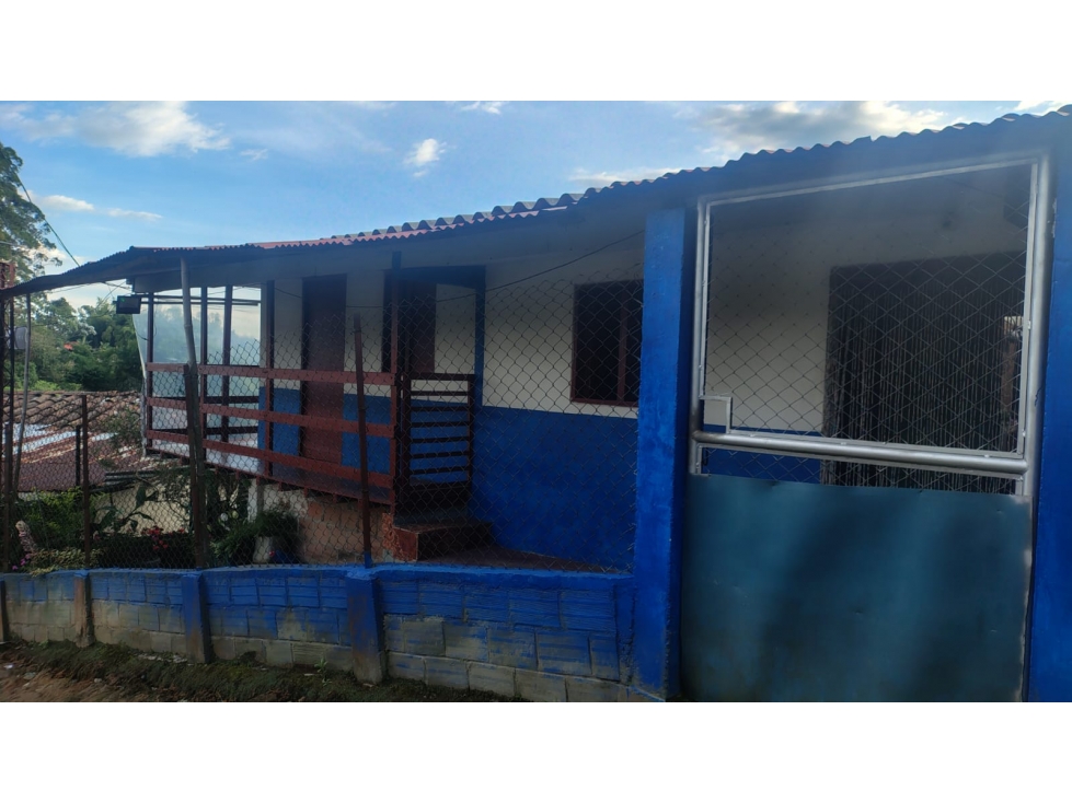 Se vende casa campestre económica en Marsella - 3