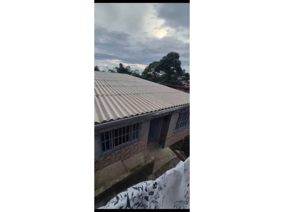 SE VENDE CASA EN ARMENIA