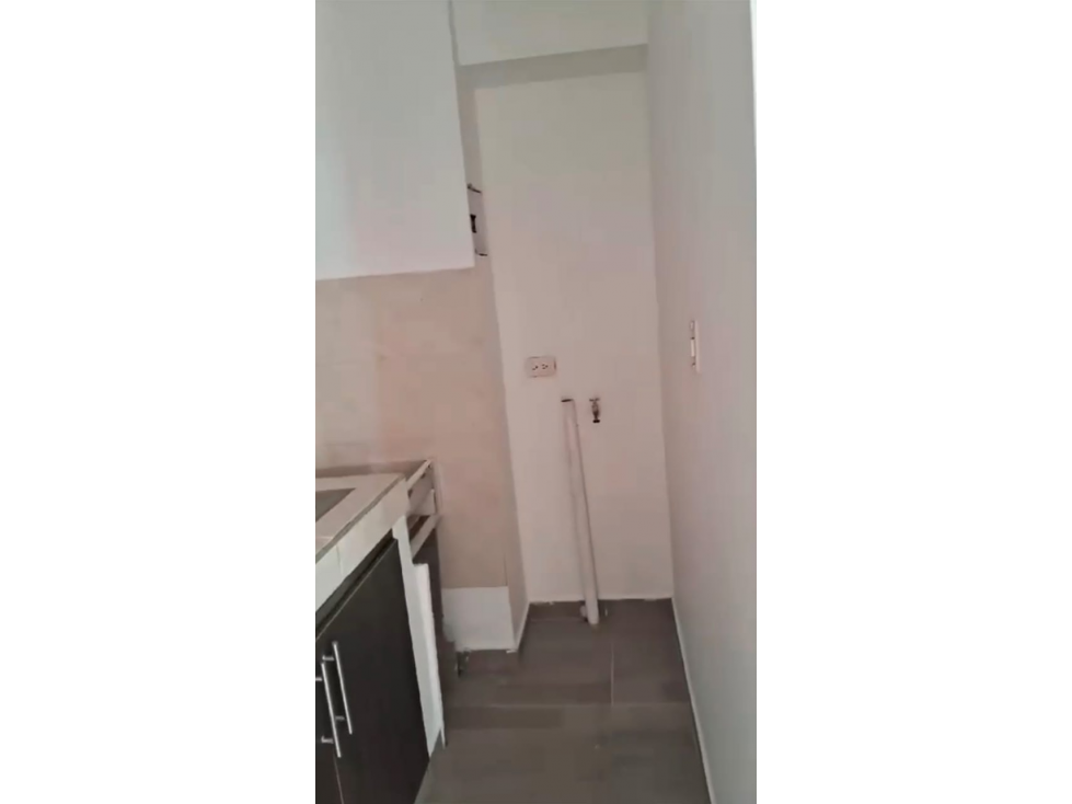 SE VENDE APARTAMENTO EN SALAMANCA SECTOR CONDINA — foto 4