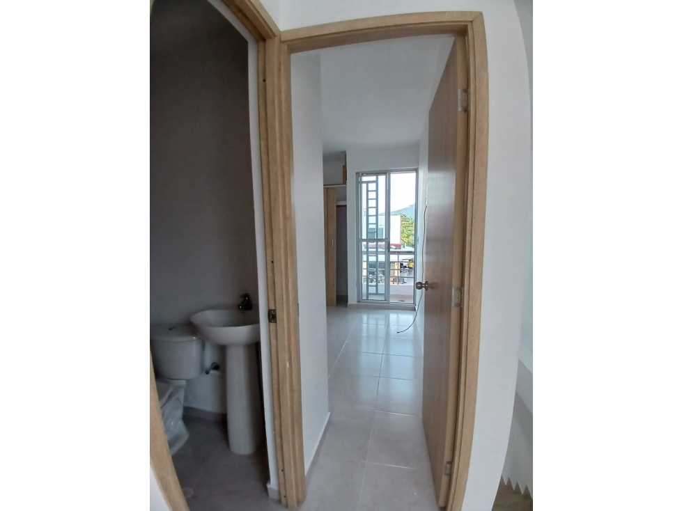 SE VENDE HERMOSA CASA DUPLEX