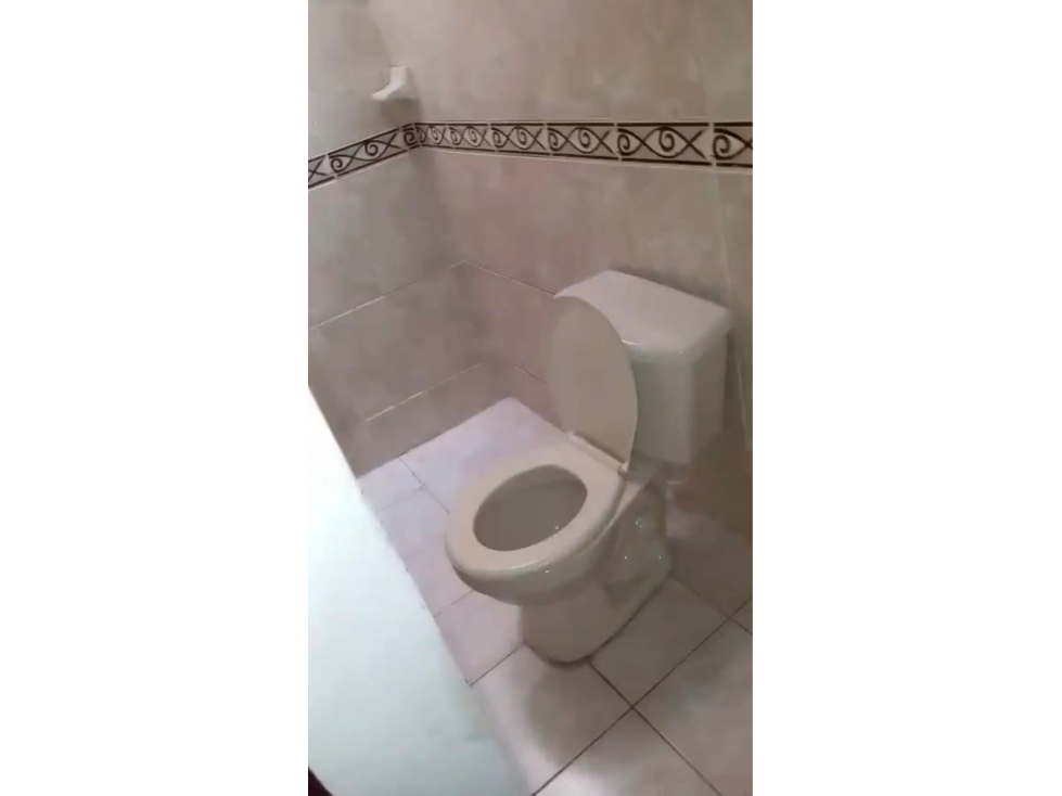 SE VENDE CASA UNIFAMILIAR DE TRES PISOS EN CARTAGO VALLE DEL CAUCA — foto 4
