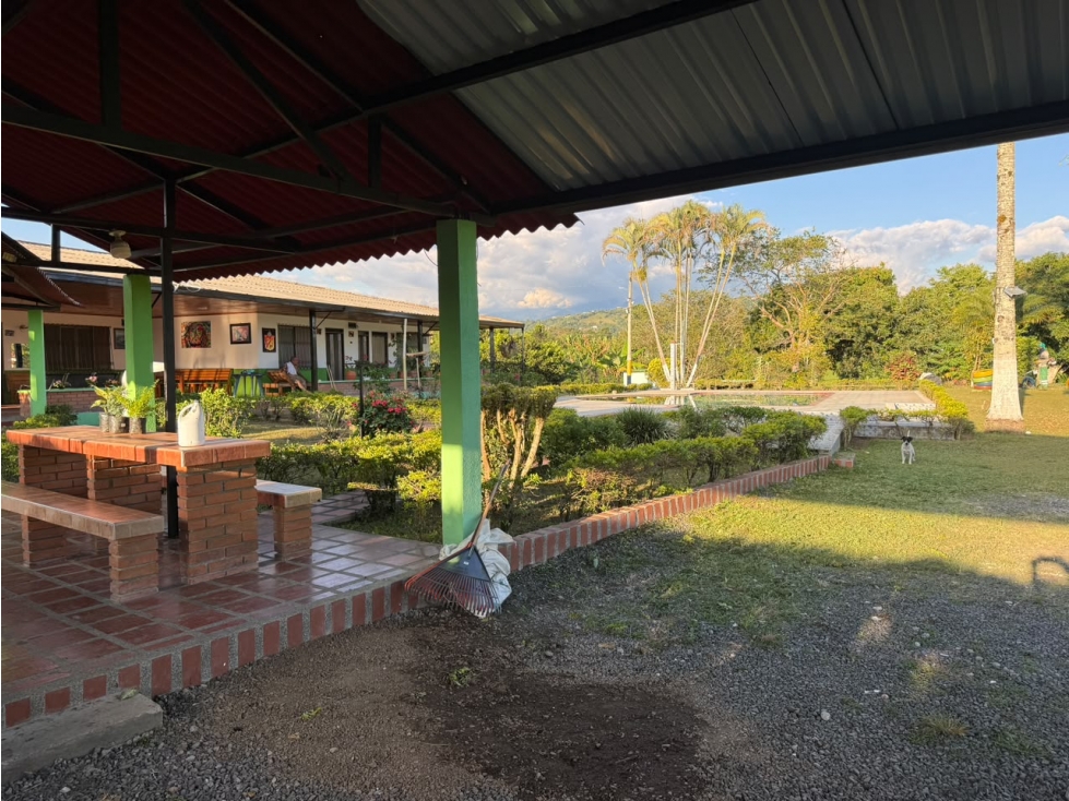 SE VENDE CASA CAMESTRE EN MORELIA AREA LOTE 7250 M2 — foto 5