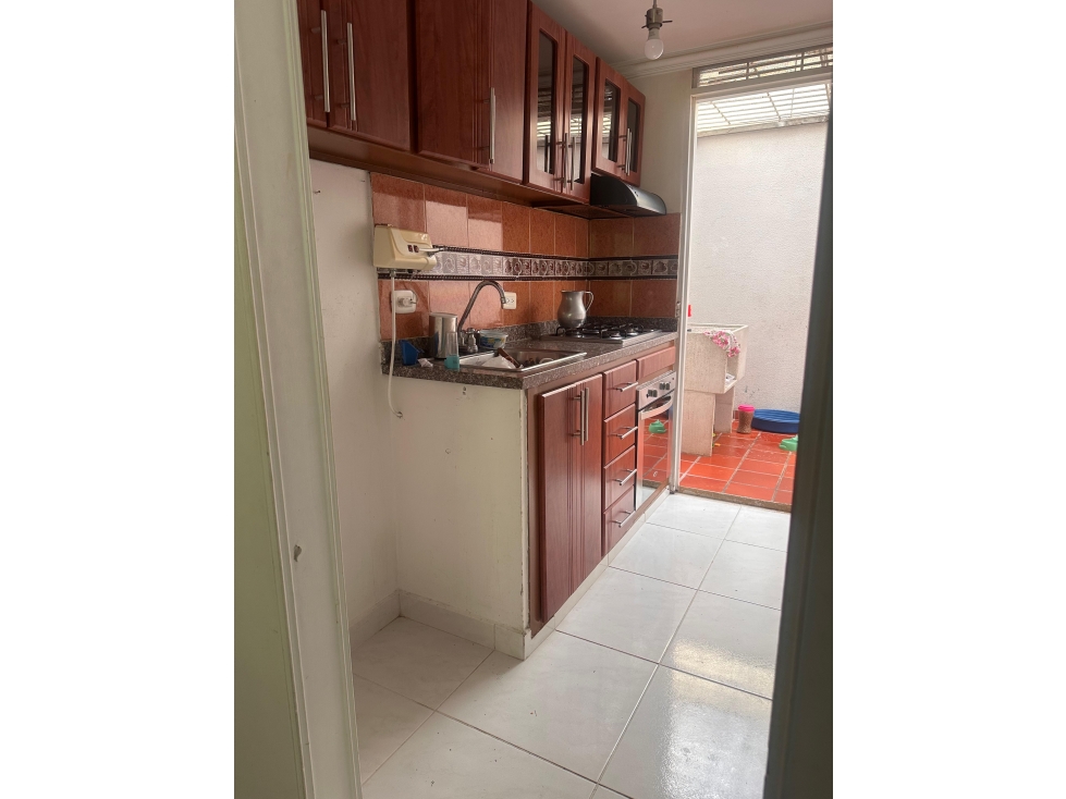 SE VENDE CASA DUPLEX CONJUNTO CERRADO SECTOR PARQUE INDUSTRIAL PEREIRA — foto 3