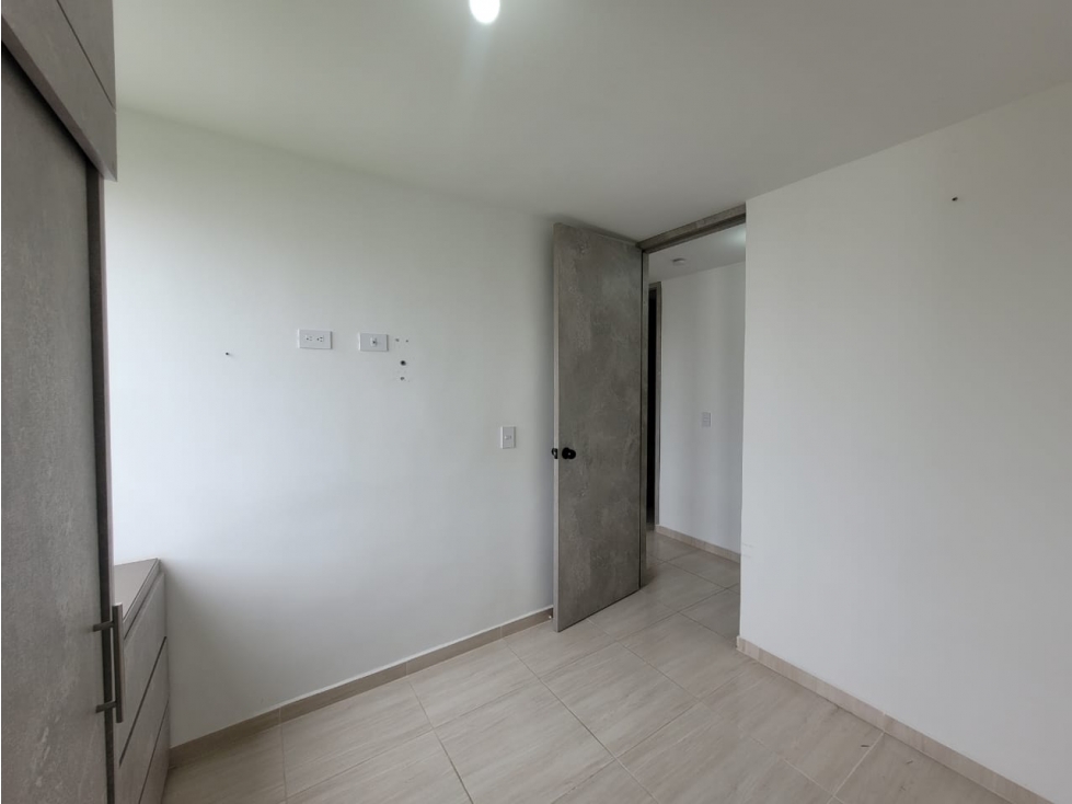 SE VENDE APARTAMENTO CONDINA SECTOR QUE NO TUBO AFECTACION TERREMOTO — foto 4
