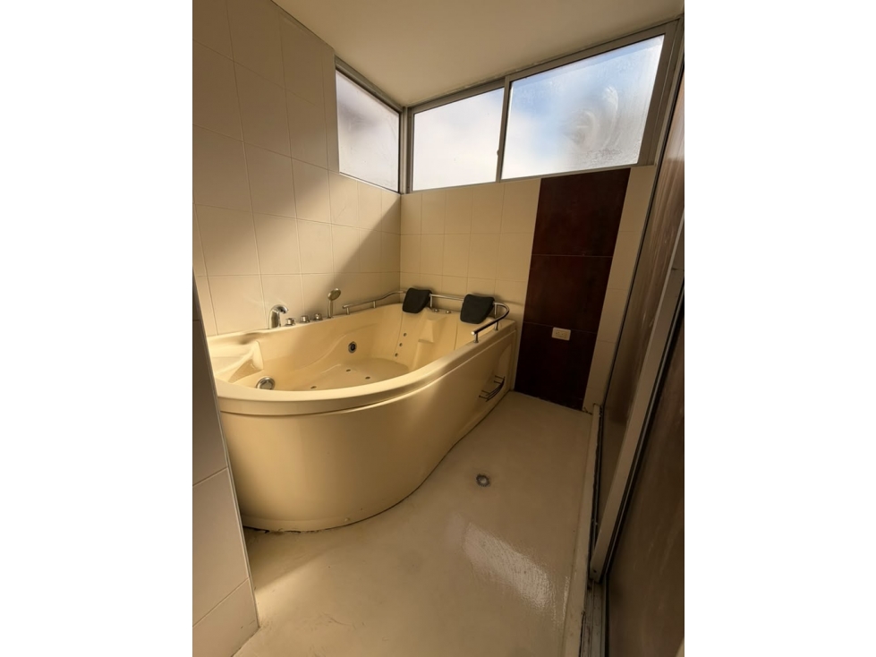 Se arrienda hermosa casa en sector de Pinares — foto 5