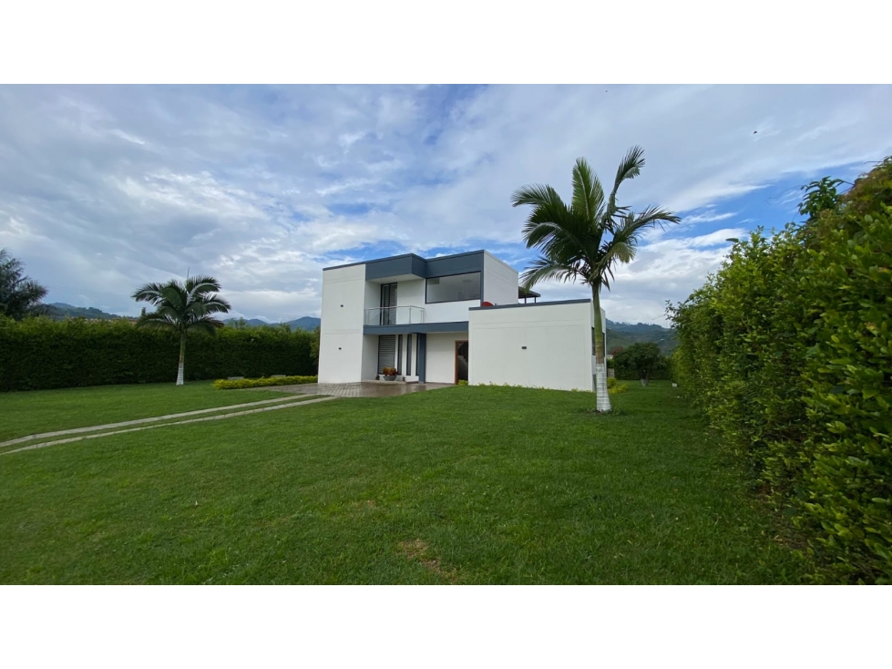 SE VENDE CASA CAMPESTRE EN COMBIA — foto 4