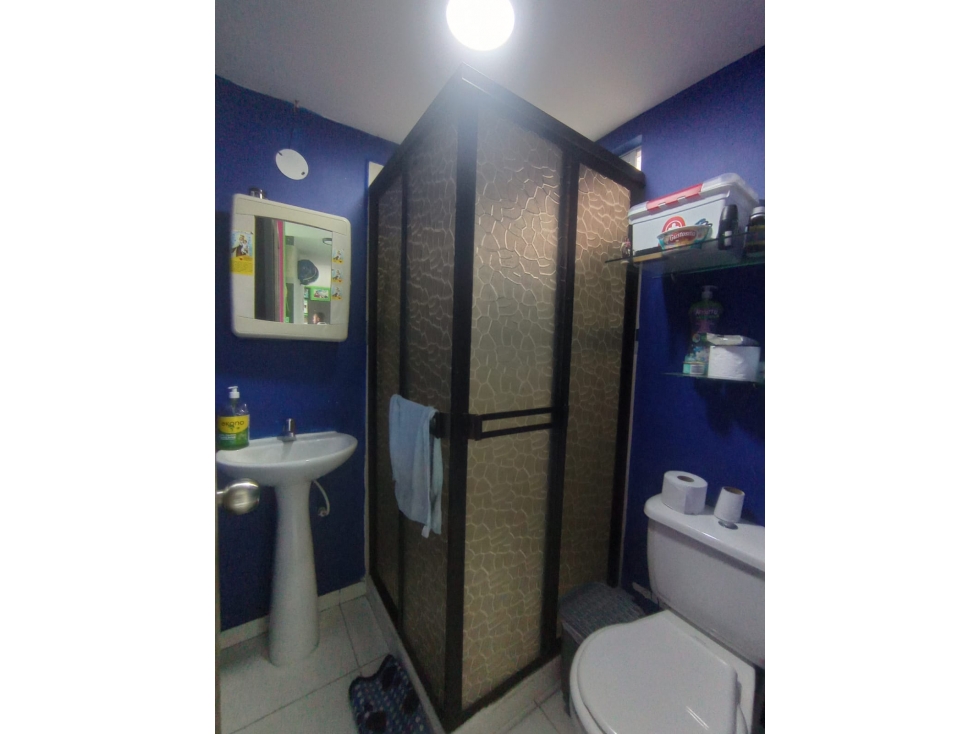 SE VENDE APARTAMENTO EN EXCELENTE UBICACION — foto 5