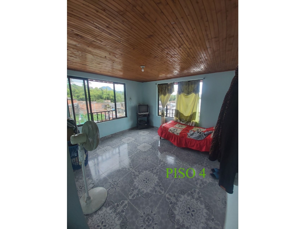 SE VENDE CASA ESQUINERA DE 4 PISOS INDEPENDIENTES FRAILES — foto 5