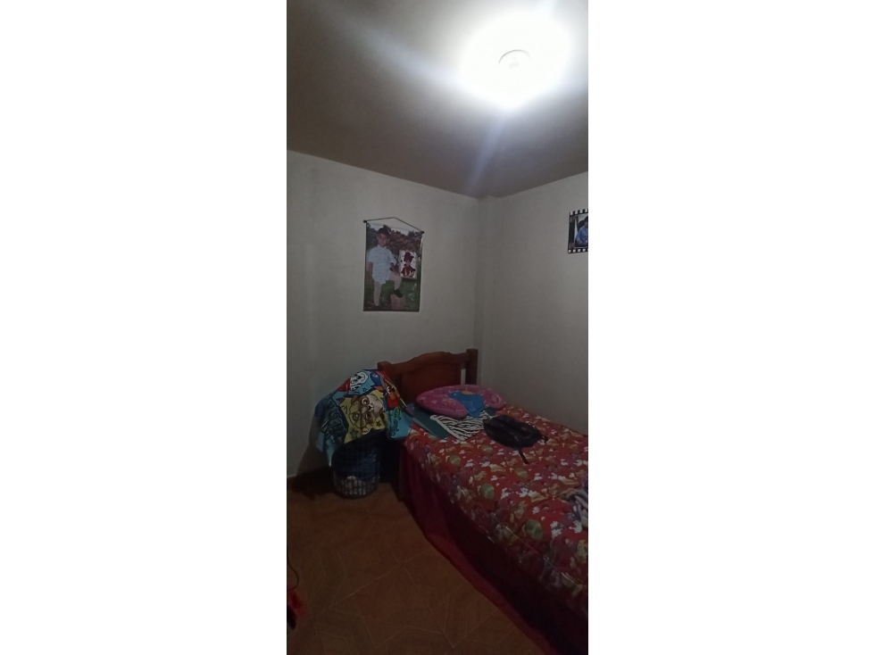 SE VENDE CASA DE 4 PISOS RENTABLE EN FRAILES — foto 6