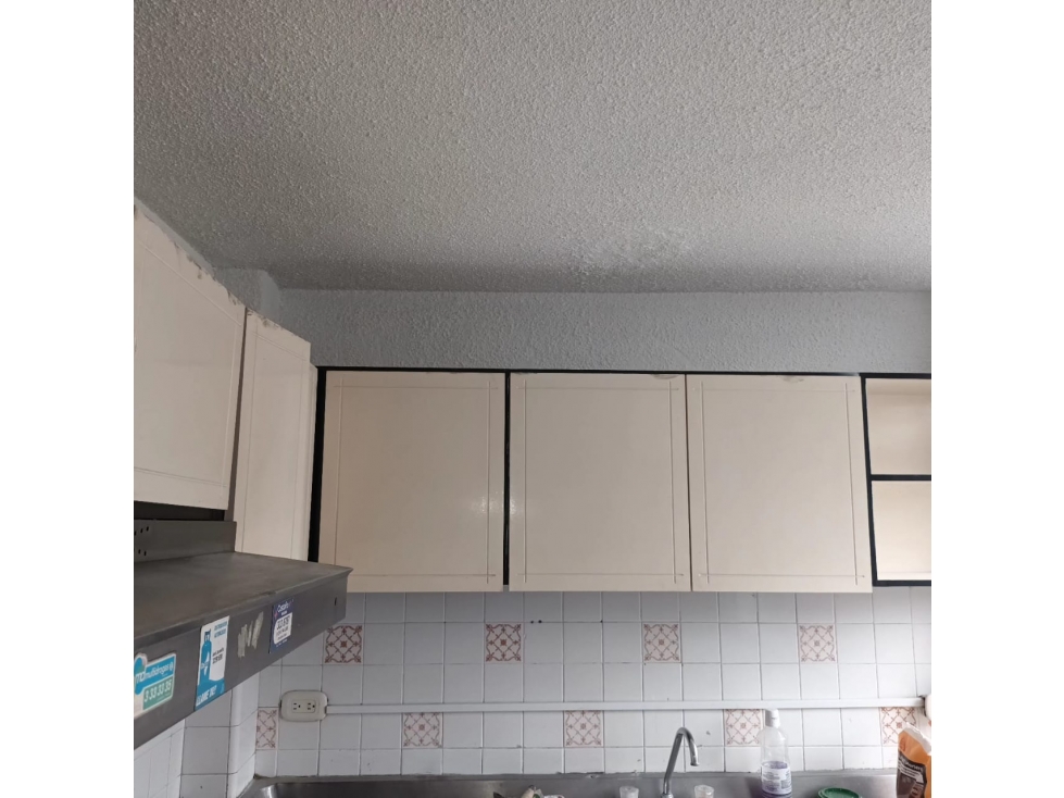 SE VENDE AMPLIO APARTAMENTO EN EL CENTRO — foto 3