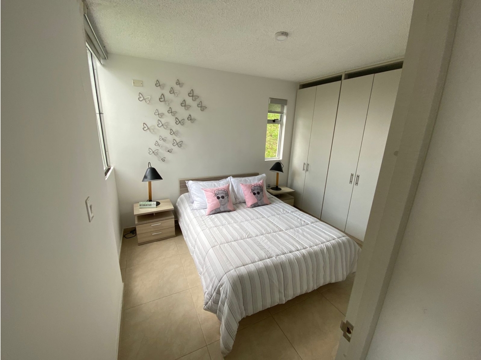 SE VENDE APARTAMENTO AVENIDA SUR PISO 18 ASCENSOR PARQUEADERO — foto 4