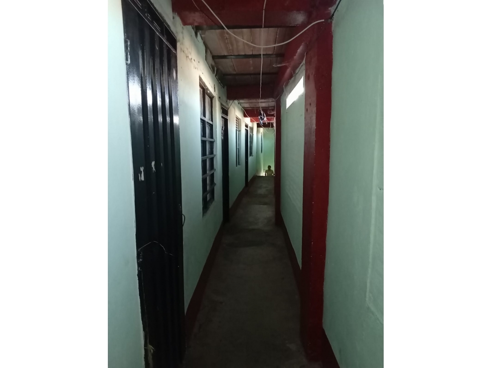Se vende Casa de 3 Pisos con 17 Apartamentos y Local en Cuba — foto 2