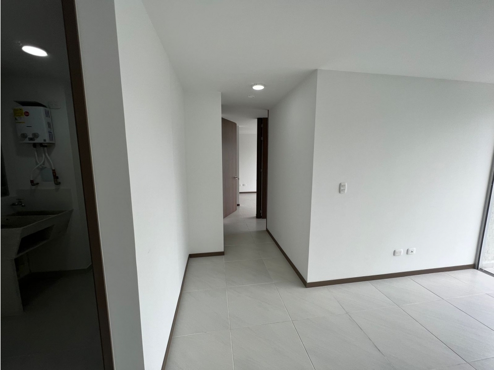 SE VENDE APARTAMENTO EN DOSQUEBRADAS EXCELENTE ZONA SOCIAL — foto 5