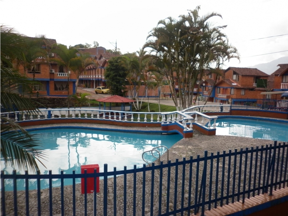 Venta de hermosa casa en quintas de Jardin colonial Dosquebradas