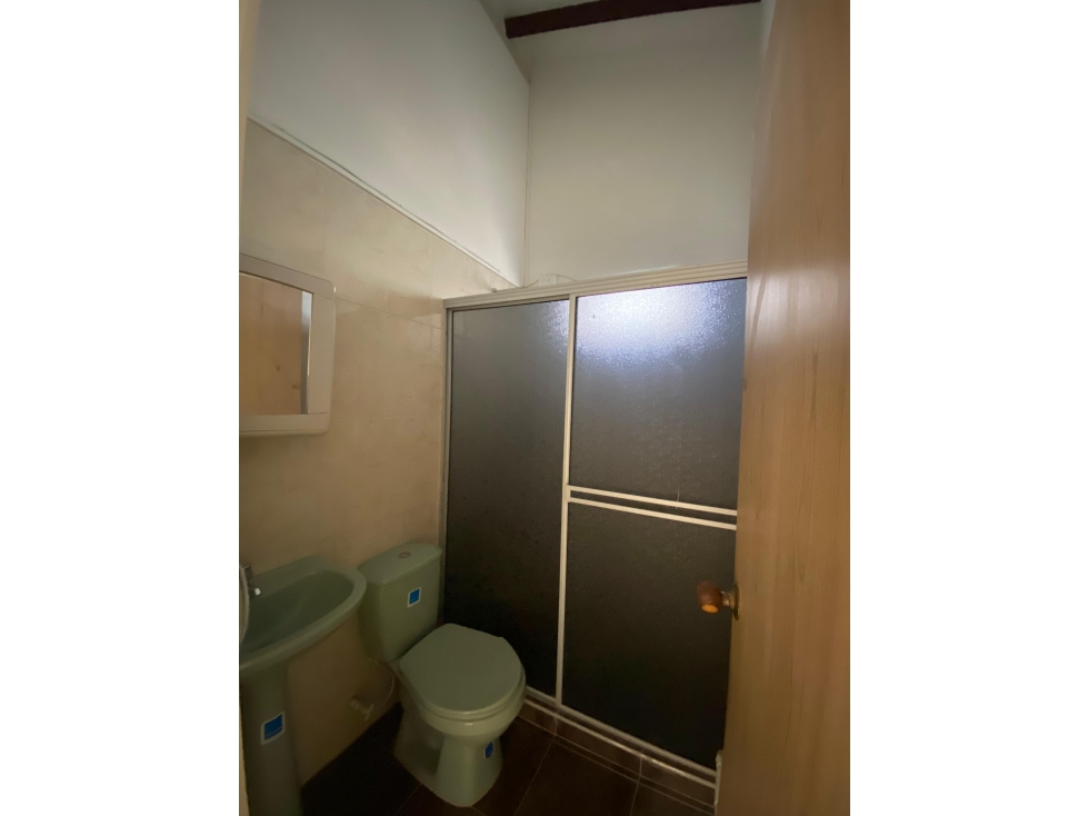 SE VENDE FABULOSA CASA EN CARTAGO — foto 2