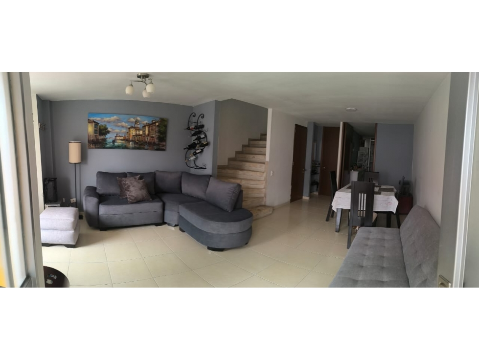 SE VENDE CASA EN LA AVENIDA DE LAS AMERICA — foto 3