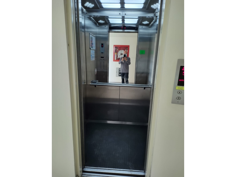 SE VENDE HERMOSO APARTAMENTO EN LA 30 DE AGOSTO AREA 120 M2 — foto 5