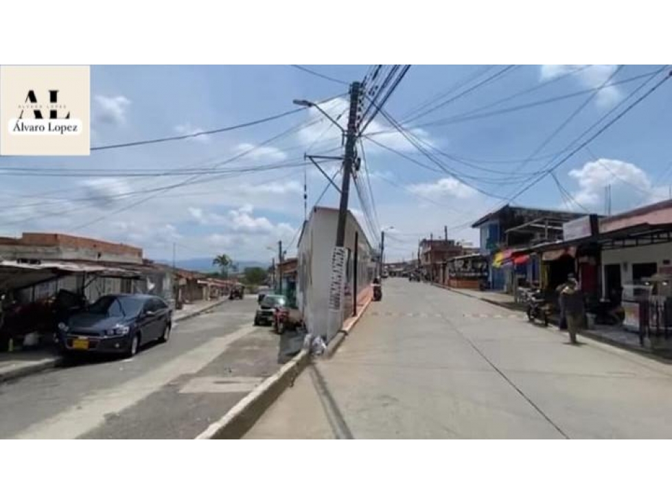 Se vende unidad comercial en zona estratégica de Quimbaya - 5