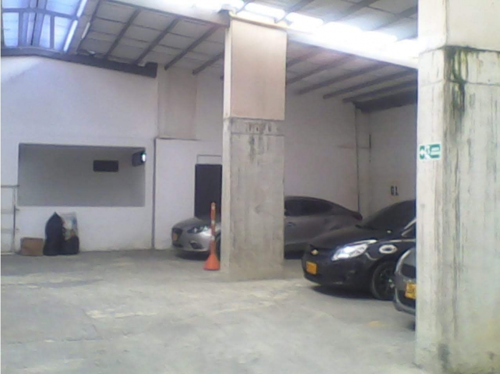 SE VENDE EDIFICO DE 8 PISOS EN EL CENTRO — foto 4
