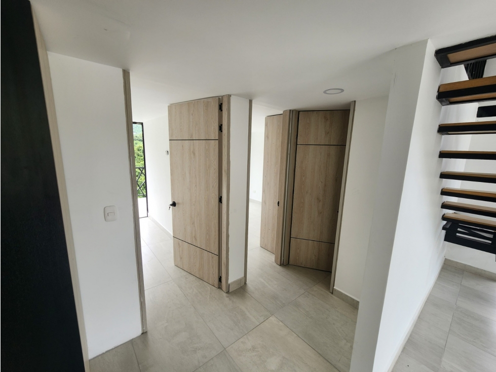 Se vende casa de lujo en parcelación cerca a Pereira — foto 5