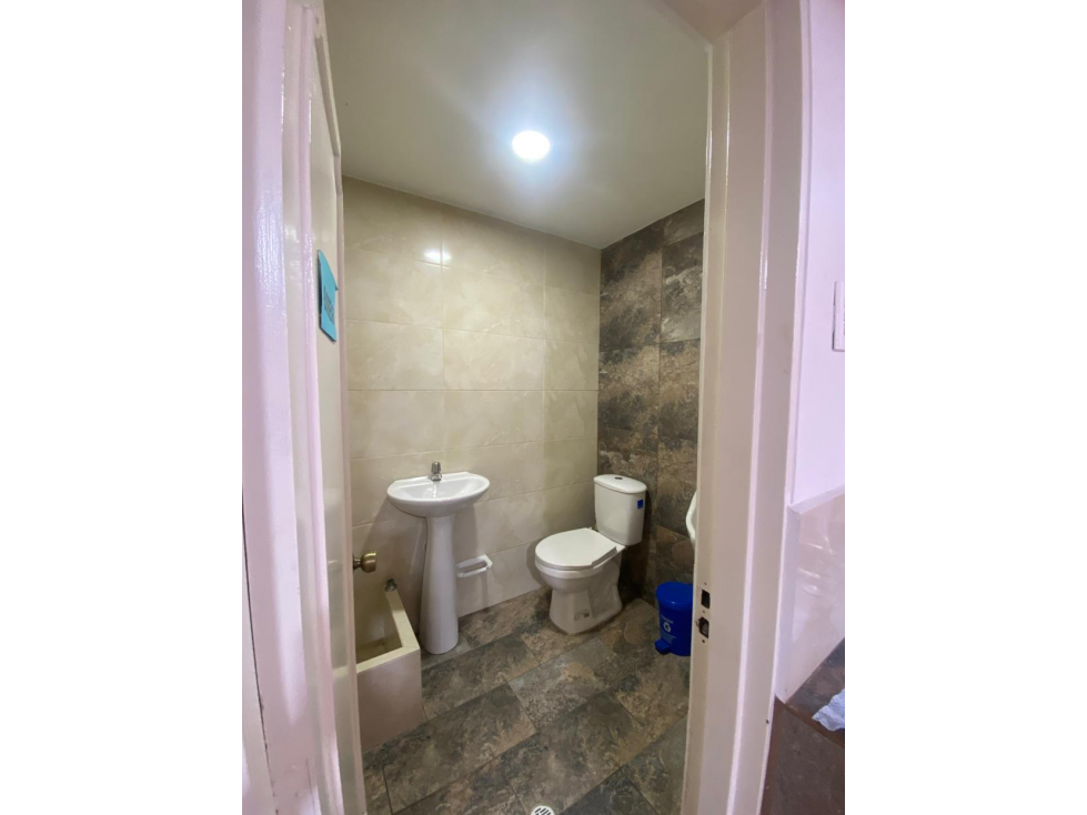 SE VENDE LOCAL EN LA AV 30 DE AGOSTO — foto 5