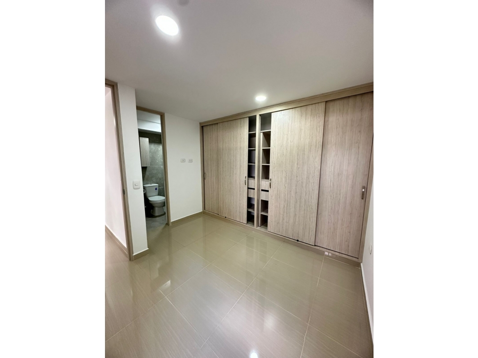 SE VENDE HERMOSO APARTAMENTO EN DOSQUEBRADAS — foto 6
