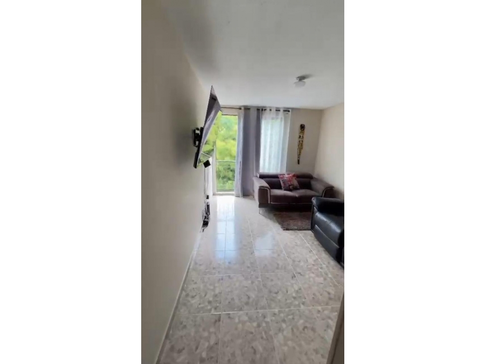 SE VENDE APARTAMENTO EN LA AVENIDA SUR