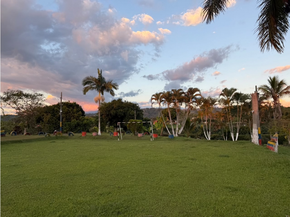 SE VENDE CASA CAMESTRE EN MORELIA AREA LOTE 7250 M2 — foto 6