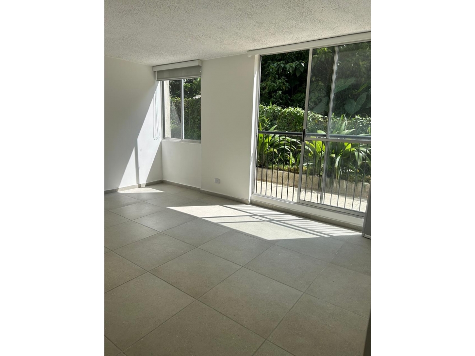 SE VENDE APARTAMENTO EN CONJUNTO CERRADO AV SUR - 1