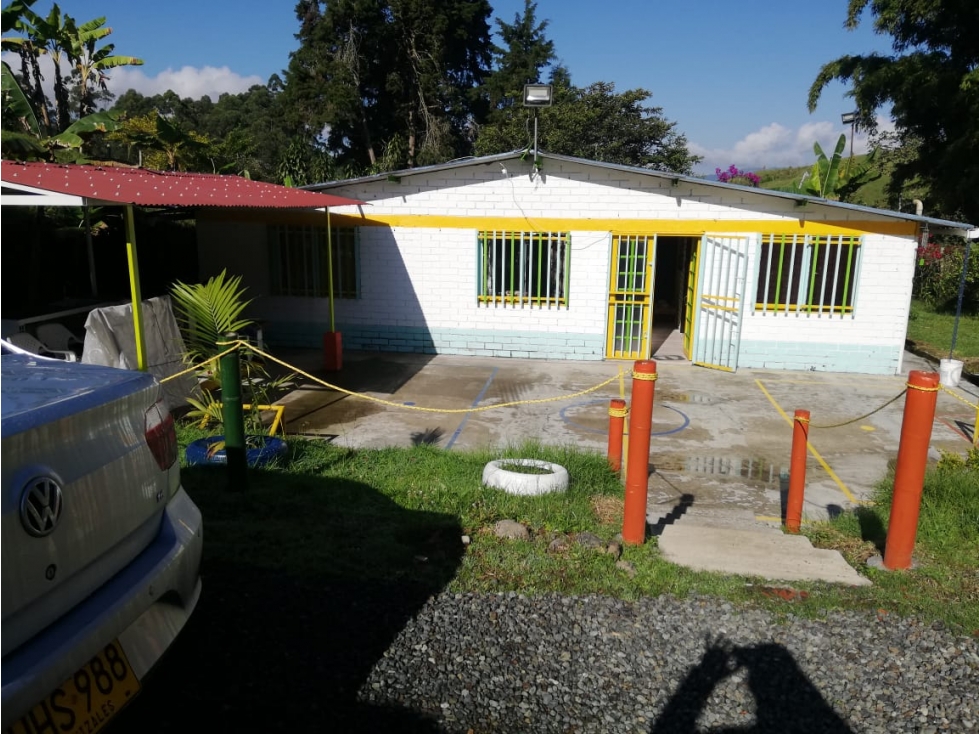 Se Vende Espectacular Casa Campestre Sta. Rosa Vía Termales. — foto 2