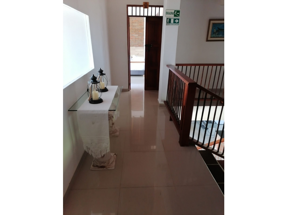 SE VENDE HERMOSA Y AMPLIA CASA SANTA BARBARA - 6