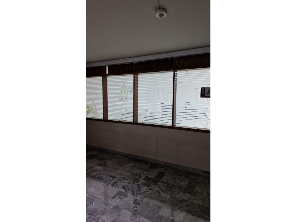 SE VENDEN OFICINAS EN EL CENTRO 7 CON 19 SIN PARQUEADERO — foto 4