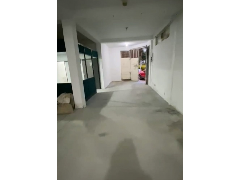 Venta de excelente casa renta con bodega y vivienda centro — foto 6