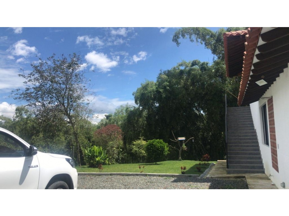 SE VENDE ESPECTACULAR CASA CAMPESTRE POR LA CASONA — foto 6