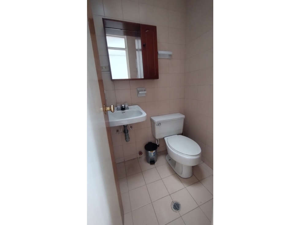 SE VENDE APARTAMENTO EN GAMMA EN ALAMBRA EN PISO 4 AREA 74M2 — foto 6
